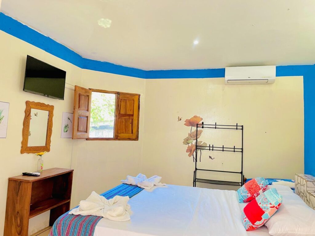 Hostal La Ola Azul Las Penitas Leon.